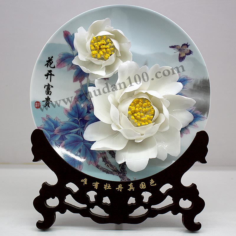 風(fēng)丹白牡丹瓷正面